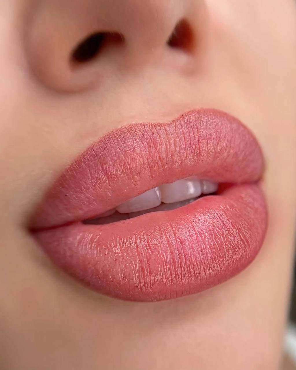 <strong>Ombre / Lip Light Technique</strong>
